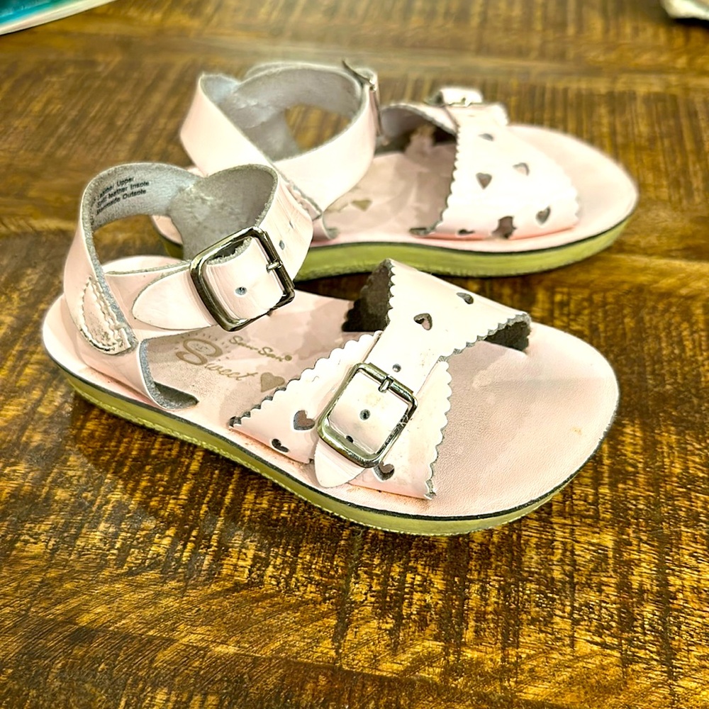 Pink Sun Sands sweet heart sandals. 7T